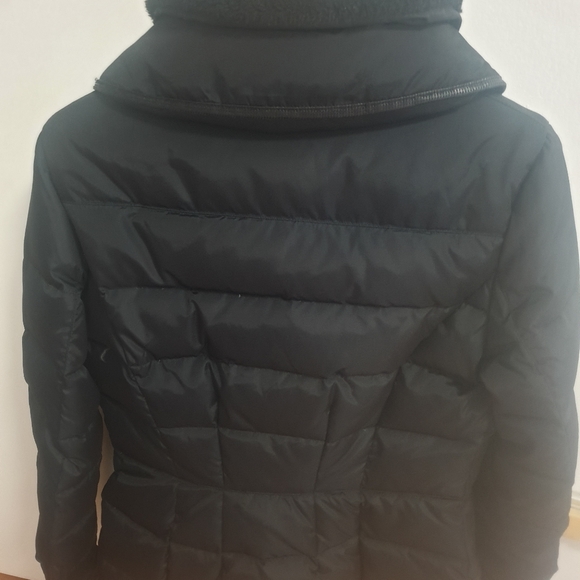 Down Winter Jacket in black and gold - Picture 3 of 6